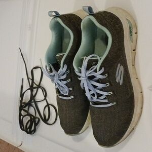 Skechers‎ Air-Cooled Arch Fit Lightweight Sneakers Gray Women's Size 9.5